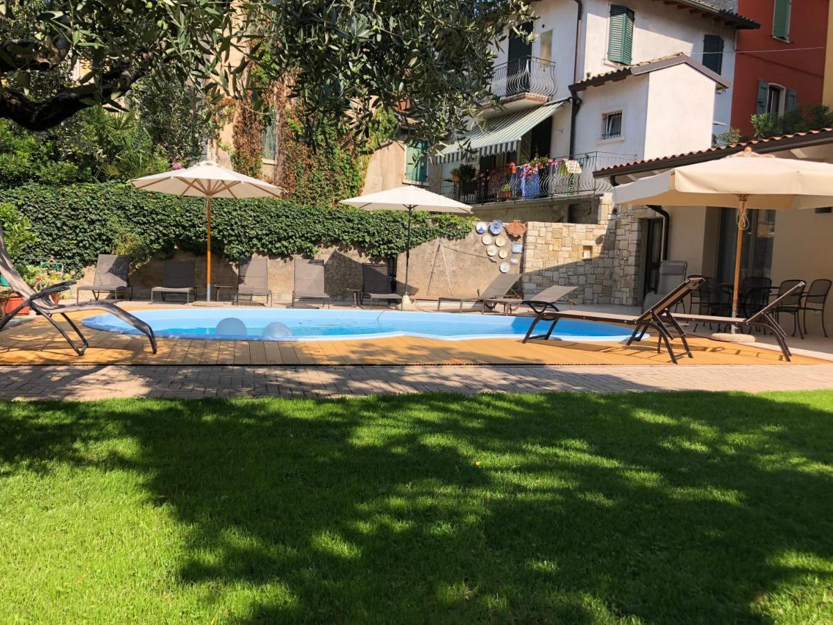 غارْدا B&B Villa Dall'Agnola المظهر الخارجي الصورة